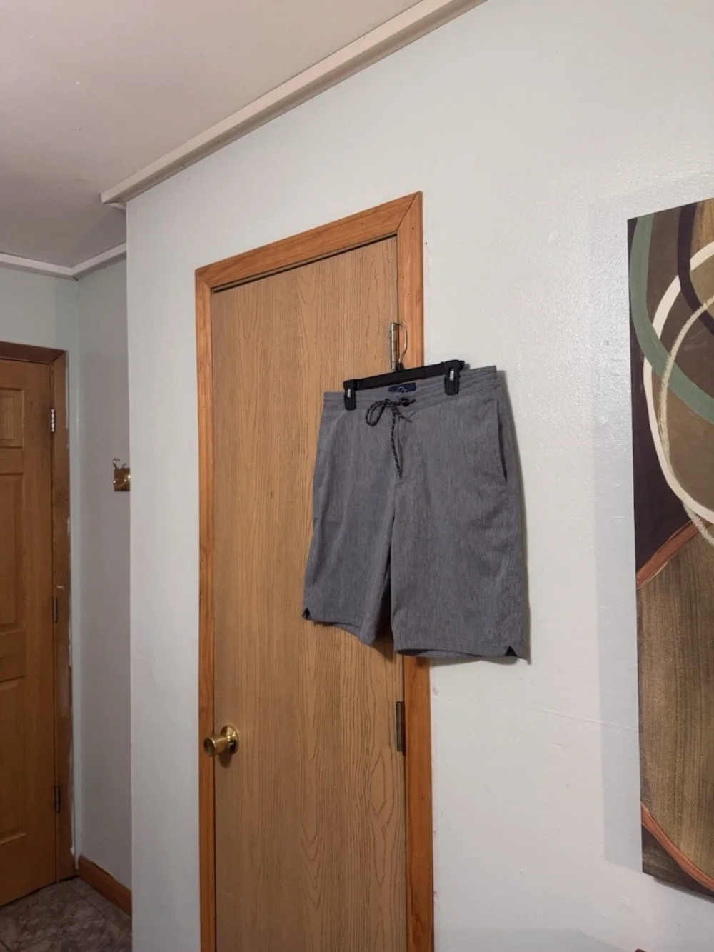 Even Tide Size 32 Solid Gray Flat Front Shorts w/Drawstrings - EUC